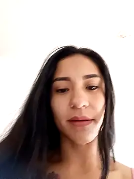 Liahdiaz  online show from 11/26/25, 12:38