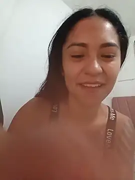 Liahdiaz  online show from 05/14/26, 02:58
