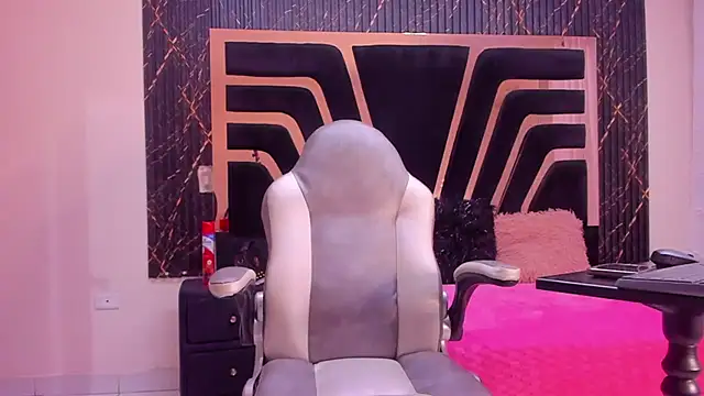 LicyEvans1 online show from 10/08/25, 01:45