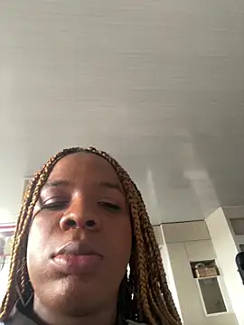 LicyEvans1 online show from 02/27/26, 09:36