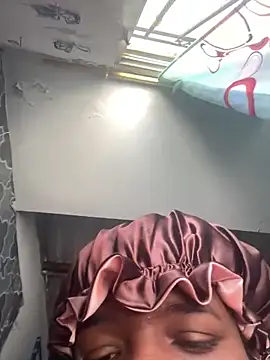 LicyEvans1 online show from 04/03/26, 08:04