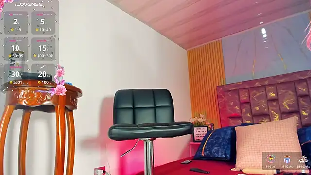 Isabella Haddad online show from 11/13/25, 03:43