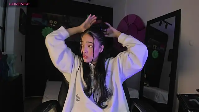 miIa bratz online show from 03/10/26, 08:46