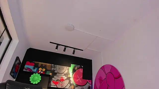 miIa bratz online show from 02/24/26, 07:37