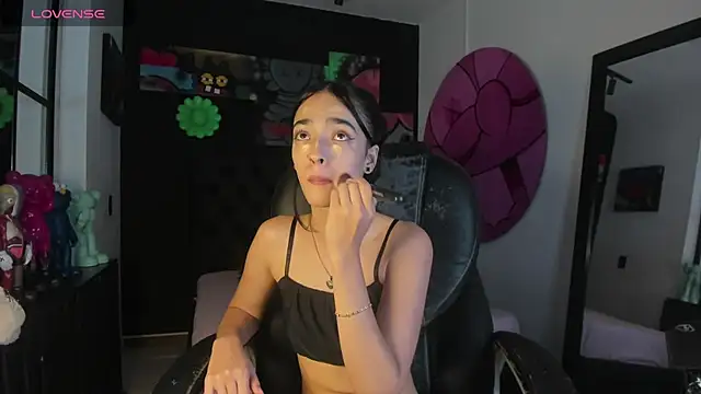 miIa bratz online show from 03/19/26, 07:47