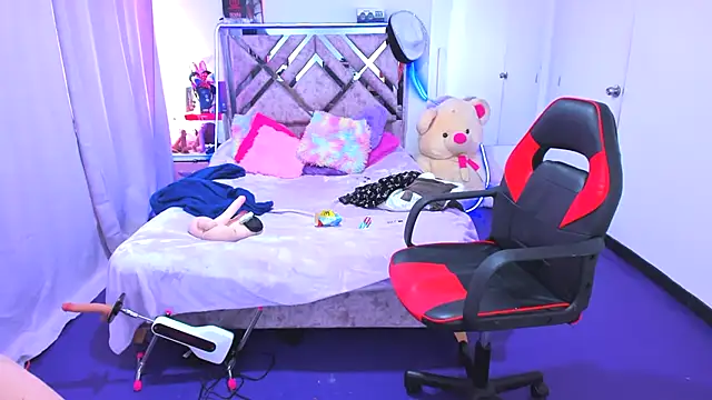 Luna Analya online show from 02/20/26, 01:02