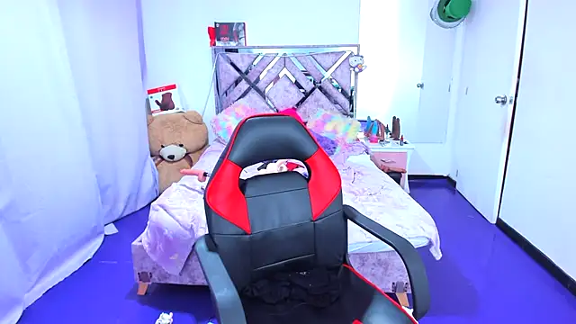 Luna Analya online show from 03/31/26, 04:47