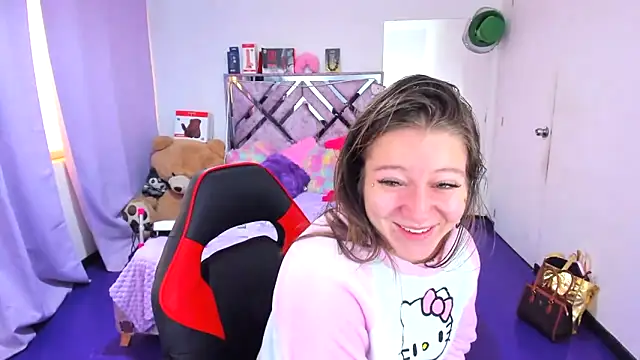 Luna Analya online show from 04/10/26, 02:24