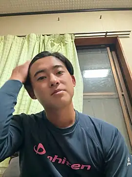 shoma2003 online show from 10/31/25, 02:02