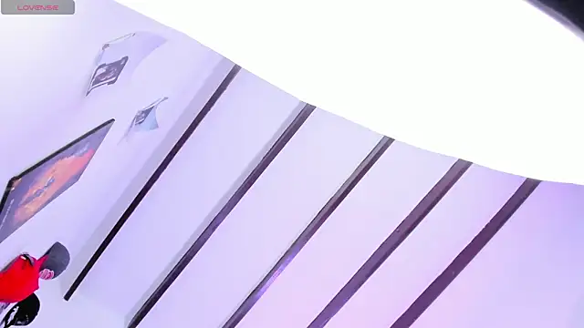 Rihanna hotx online show from 02/08/26, 03:15