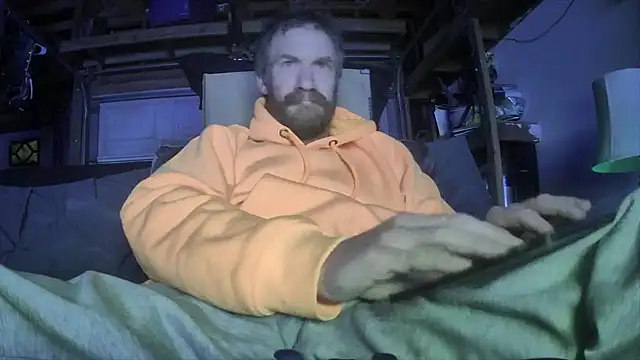 Snapshot of Tiggitytomociti chatting on 02/06/26, 12:23 Tiggitytomociti online show from 02/06/26, 12:23