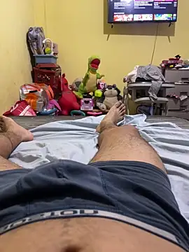 Snapshot of Luisfenaso chatting on 02/07/26, 03:25 Luisfenaso online show from 02/07/26, 03:25