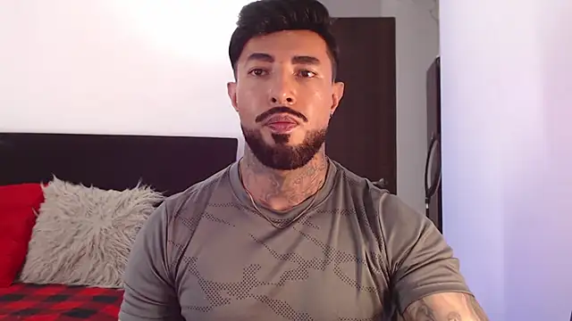 Snapshot of andrea_de_lucaa chatting on 06/22/26, 02:39 andrea de lucaa online show from 06/22/26, 02:39