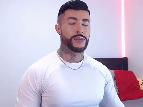 andrea de lucaa online show from 11/09/25, 02:48