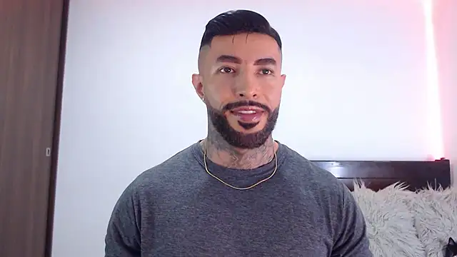 andrea de lucaa online show from 01/14/26, 03:54