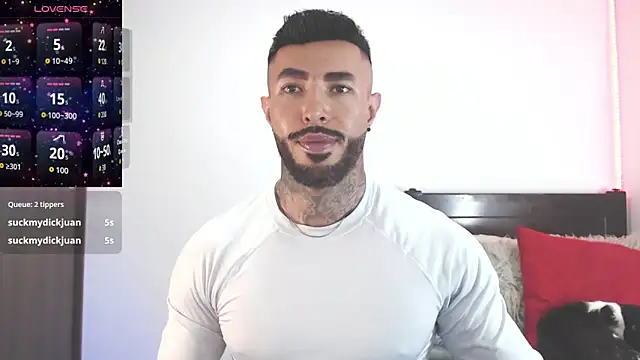 Snapshot of andrea_de_lucaa chatting on 03/25/26, 02:44 andrea de lucaa online show from 03/25/26, 02:44