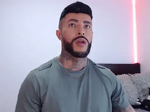 andrea de lucaa online show from 10/20/25, 12:45