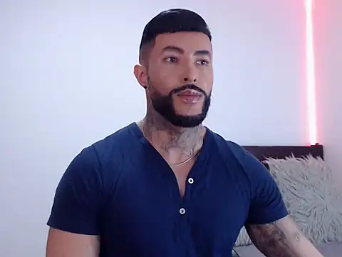 andrea de lucaa online show from 10/26/25, 01:50