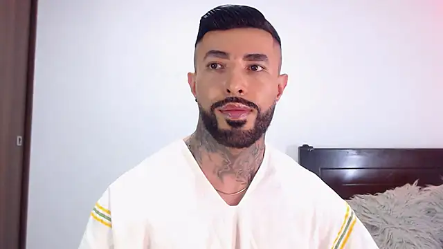 andrea de lucaa online show from 02/03/26, 06:22