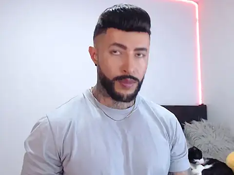 andrea de lucaa online show from 09/16/25, 01:39