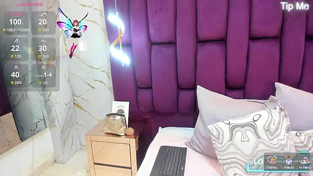 Snapshot of megannherrera chatting on 09/15/25, 12:16 megannherrera online show from 09/15/25, 12:16