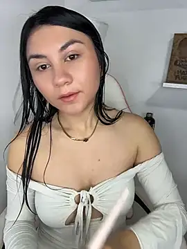 Snapshot of sofi_sweet_7 chatting on 07/04/26, 08:13 sofi sweet 7 online show from 07/04/26, 08:13