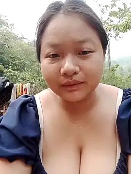 girl-babi online show from 04/22/26, 12:39