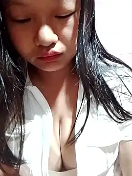 girl-babi online show from 05/18/26, 02:33