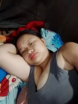 girl-babi online show from 10/18/25, 01:51