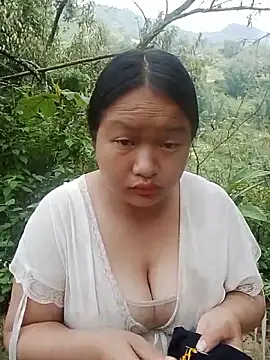 girl-babi online show from 09/15/25, 01:17