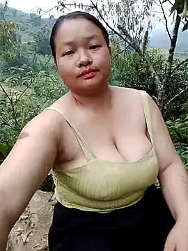 girl-babi online show from 09/10/25, 09:52