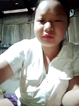 Snapshot of girl-babi chatting on 07/07/26, 06:47 girl-babi online show from 07/07/26, 06:47