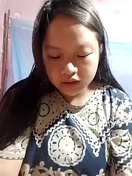 Snapshot of girl-babi chatting on 07/10/26, 03:06 girl-babi online show from 07/10/26, 03:06