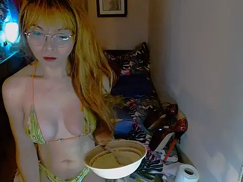 Snapshot of Tsyummydickx chatting on 06/11/26, 12:32 Tsyummydickx online show from 06/11/26, 12:32