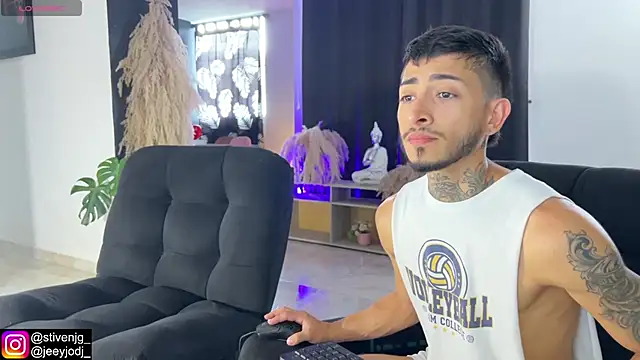 tattoguys cums online show from 11/05/25, 09:18