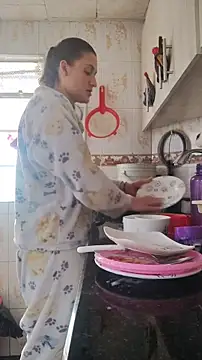 lindasyt online show from 12/15/25, 04:24