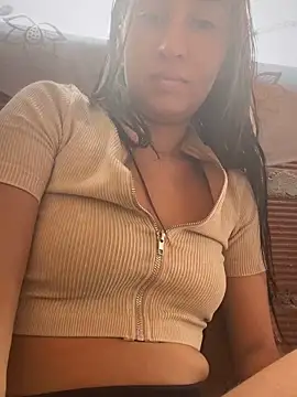Snapshot of RAKEL37 chatting on 04/20/26, 02:29 RAKEL37 online show from 04/20/26, 02:29