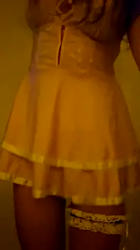 LeemaBean online show from 10/16/25, 04:21