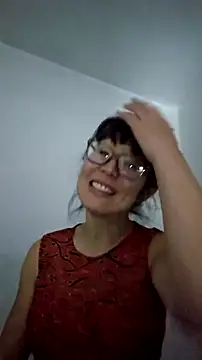 LeemaBean online show from 10/18/25, 06:43