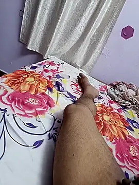 Snapshot of maddy3108 chatting on 09/11/25, 06:24 maddy3108 online show from 09/11/25, 06:24