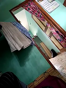 maddy3108 online show from 12/15/25, 06:52