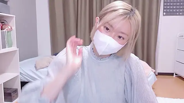 Nana  ch online show from 05/18/26, 04:12