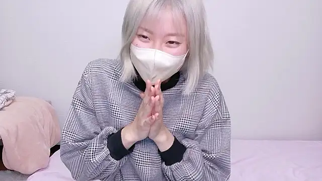 Nana  ch online show from 05/25/26, 06:06