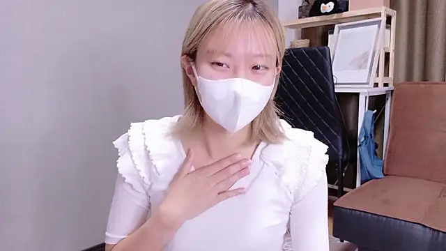 Nana  ch online show from 10/03/25, 07:10