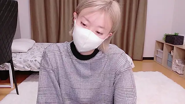 Nana  ch online show from 05/07/26, 04:32