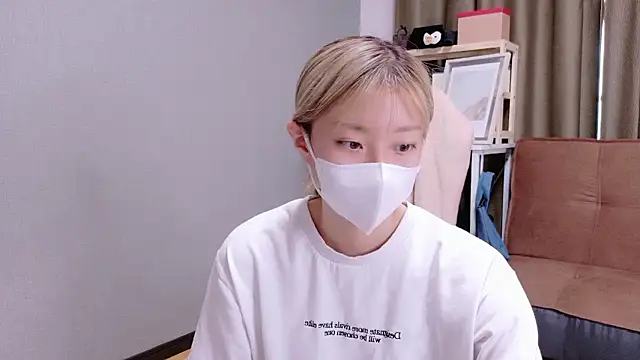 Nana  ch online show from 09/25/25, 05:02