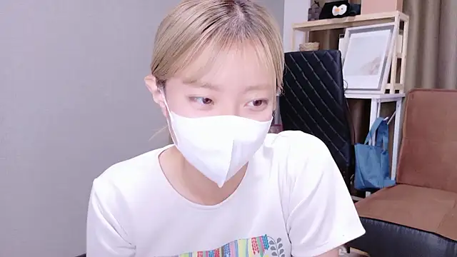 Nana  ch online show from 09/29/25, 06:20