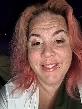 Courdles online show from 10/26/25, 07:20