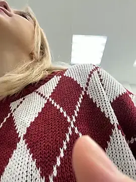 CaitlinSugar online show from 11/03/25, 04:28