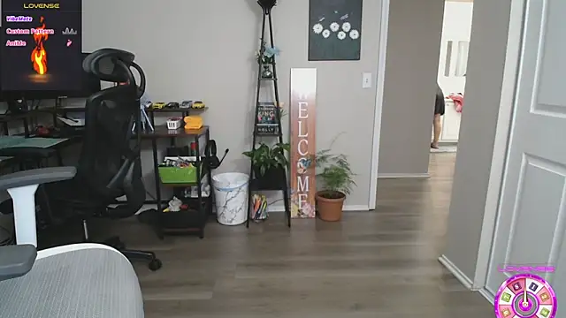 SHEILYN  online show from 03/31/26, 12:45